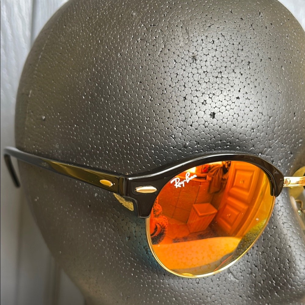 Ray-Ban Black and Red Sunglasses with Bold Design - Picture 7 of 7